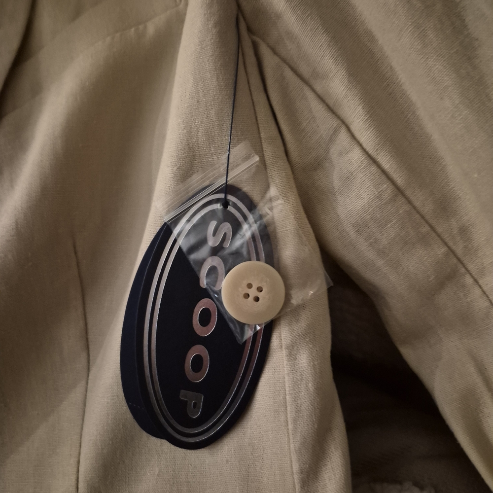 Scoop Women's Tan Blazer